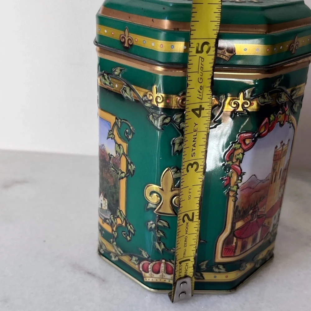 Music box Germany Embossed Octagon Tin Cookie Green 2007 We Wish You A Merry Xma - Picture 9 of 9